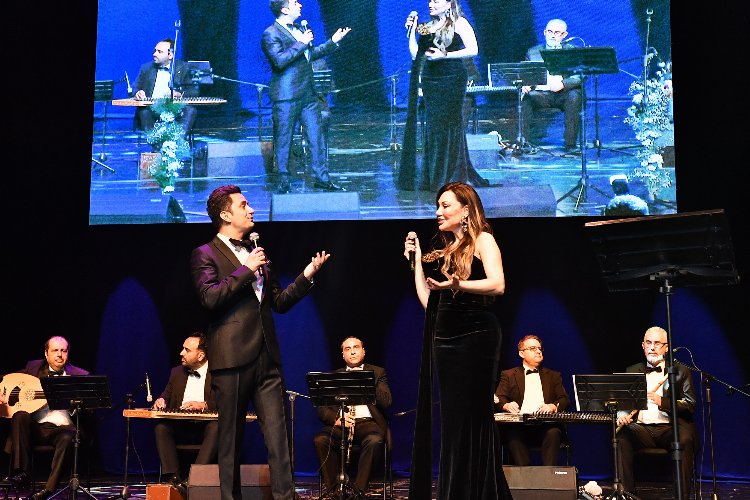 Bursa Osmangazi Belediyesi Müzeyyen Senar’ı unutmadı
