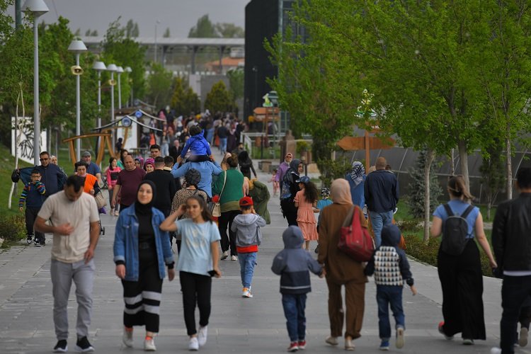 Kayseri’de hayvanat bahçesi akına uğradı
