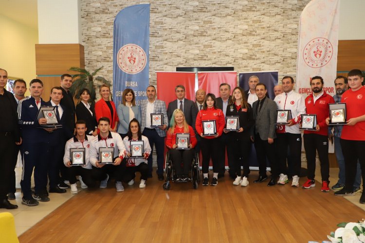 Bursa Yıldırım’a ‘yılın en iyi spor kulübü’ ödülü