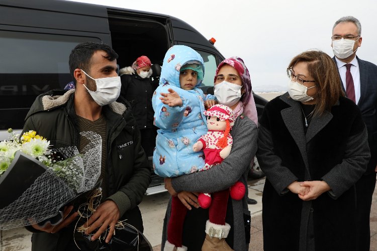 Minik Asiye 37 gün sonra memleketi Gaziantep’te