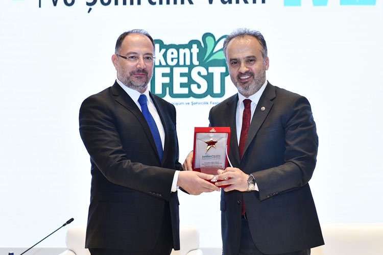 Bursa’ya 3 ayrı ‘proje’ ödülü