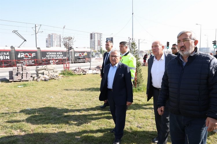 Memduh Büyükkılıç’tan tramvay hattına yakın takip