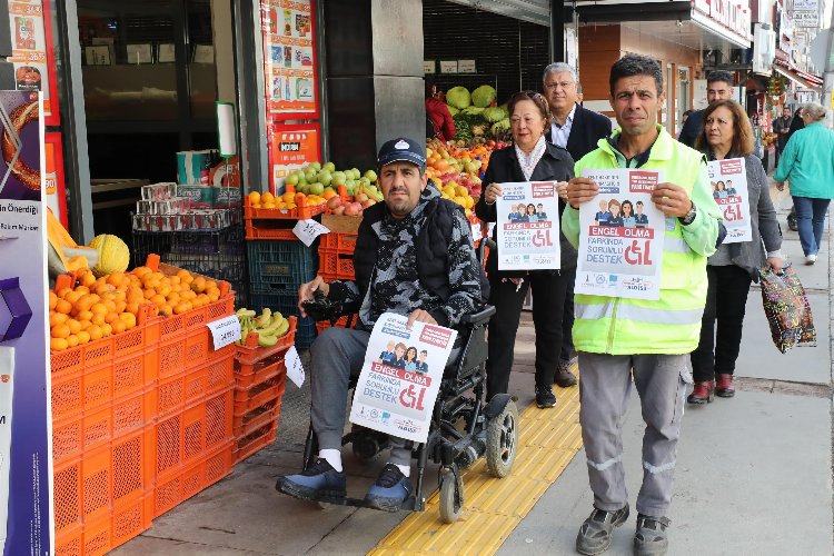 İzmir Narlıdere ‘engelsiz yaşam’a yürüdü