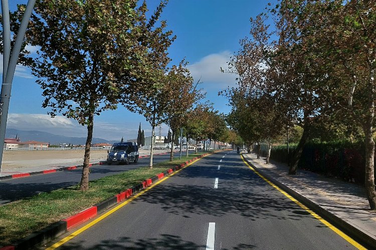Manisa’da trafiğe yol çizgili güvenlik