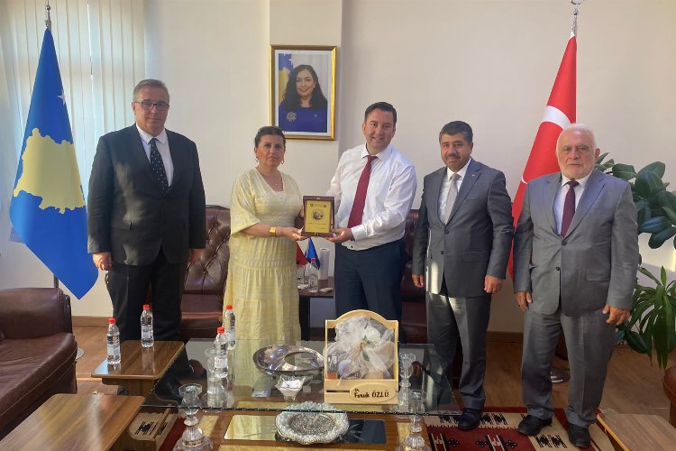 Düzce Belediyesi heyeti Kosova Mamuşa’da