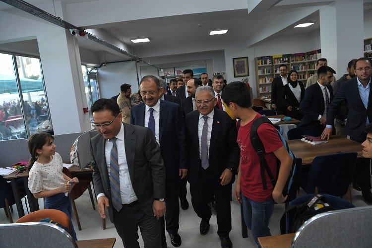 Kayseri Büyükşehir’den 8’nci kütüphane