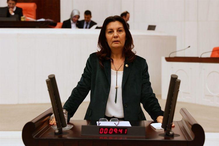 Lale Karabıyık: “Kanun Teklifi, öğretmenler odasında hayal kırıklığı yarattı!”