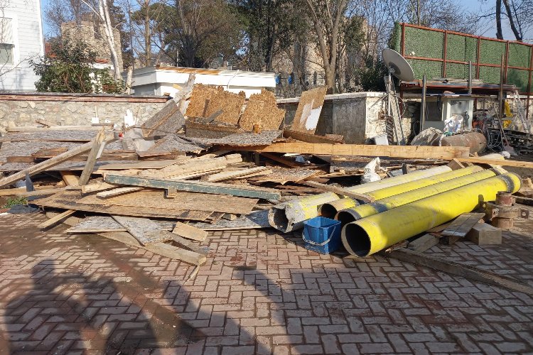 İBB Anadolu Hisarı’ndaki kaçak yapıyı mühürledi