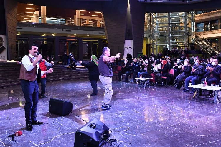 Bursa’da Neşet Ertaş’a Osmangazi’den konserli anma