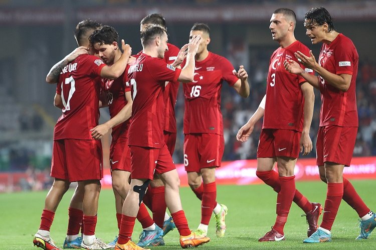 A Millilerin ‘Ada’ sefası