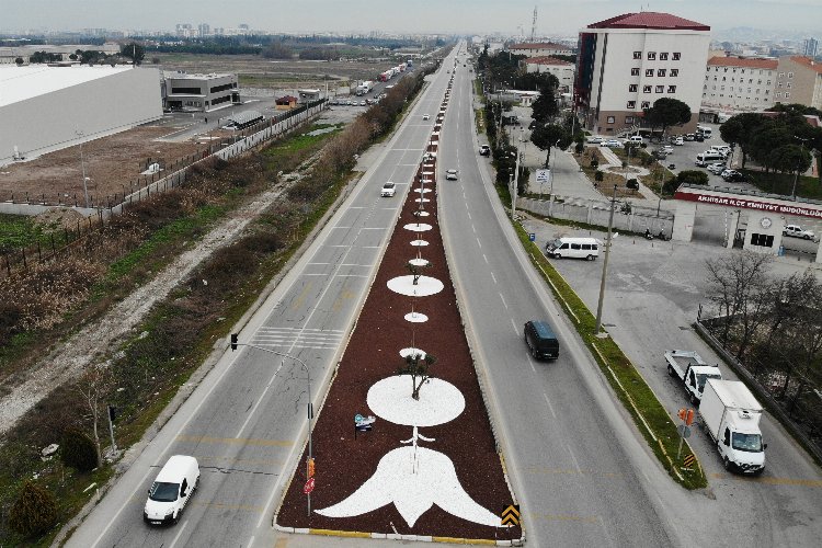 Manisa’da yollar ve caddelere peyzajla estetik