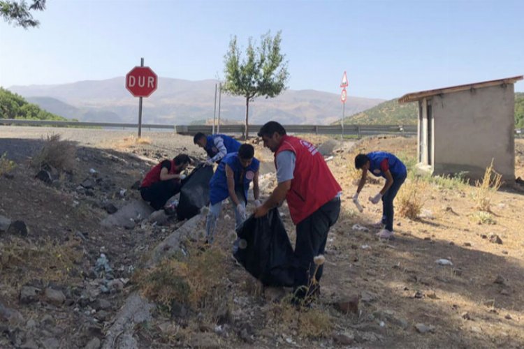 Bingöl Solhan’da çevre temizliği