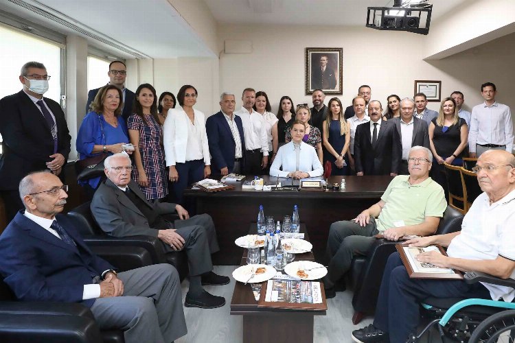 Dokuz Eylül’den bilim çınarlarına ahde vefa