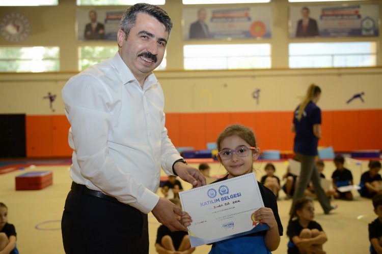 Bursa Yıldırım’da yaz okullarında sertifika heyecanı