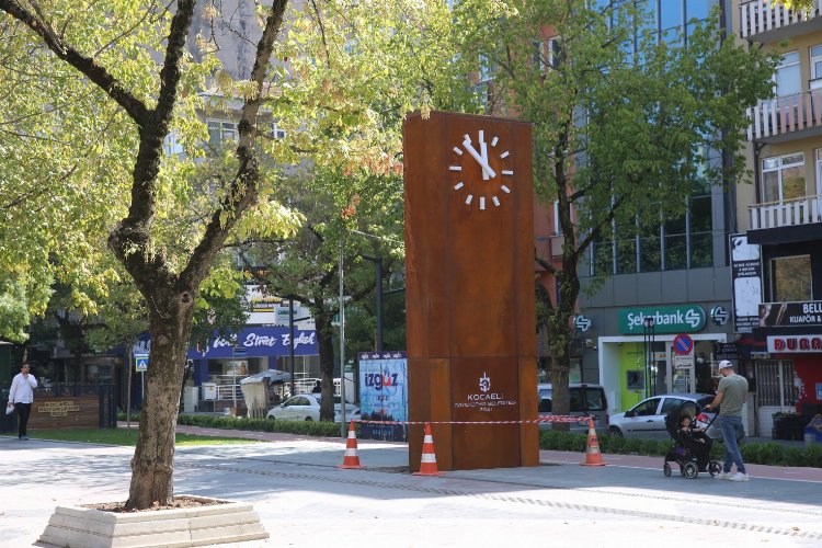Kocaeli’de saat kulesi yeni buluşma noktası olacak