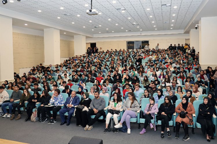 Kayseri Talas’ta gençlere ufuk veren buluşma