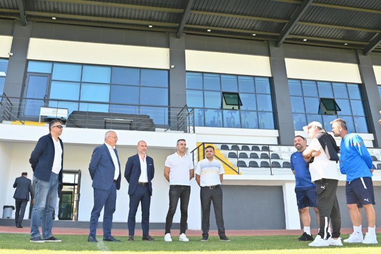 TBMM MHP Grup Başkanvekili Akçay’dan Manisa FK’ya ziyaret