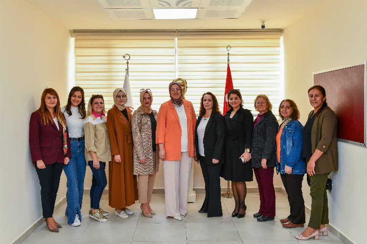 Bursa Mustafakemalpaşa’da protokol eşlerinden ‘farkındalık’