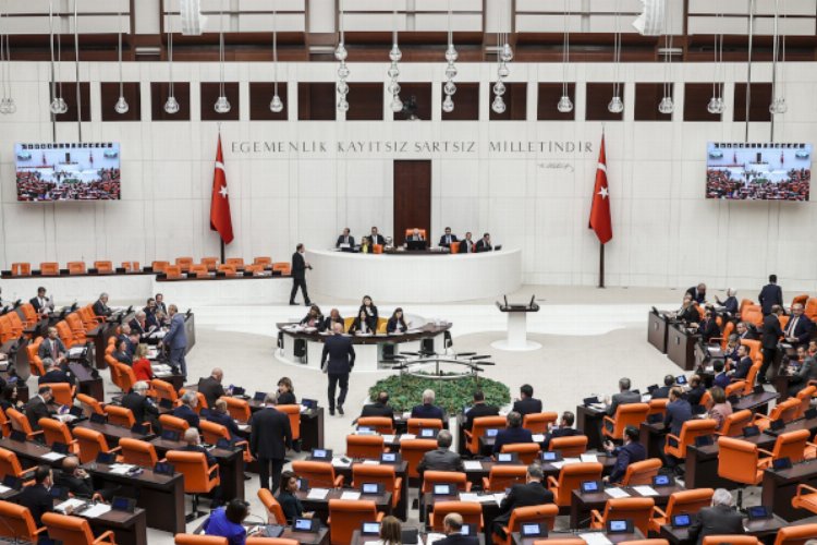 ‘İnternet Gazeteciliği Yasası’ görüşülüyor… İlk iki madde kabul edildi