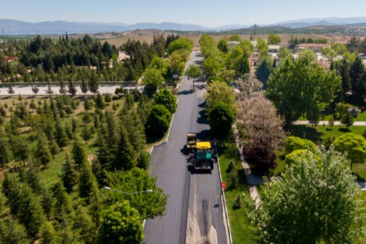 Malatya’da Şehir Mezarlığı’na asfalt çalışması