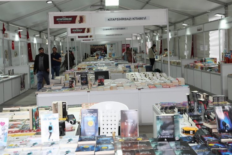 Kocaeli’de İzmit Kitap Günleri açıldı