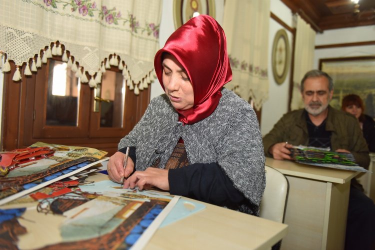 Bursa Yıldırım’da kağıt rölyefe yoğun ilgi