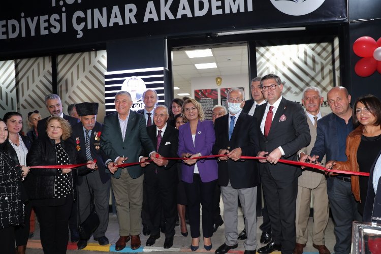 İzmit Çınar Akademi’ye resmi açılış