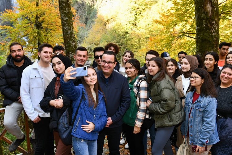 Bursa’da üniversite öğrencilerinin ‘Suuçtu’ keyfi
