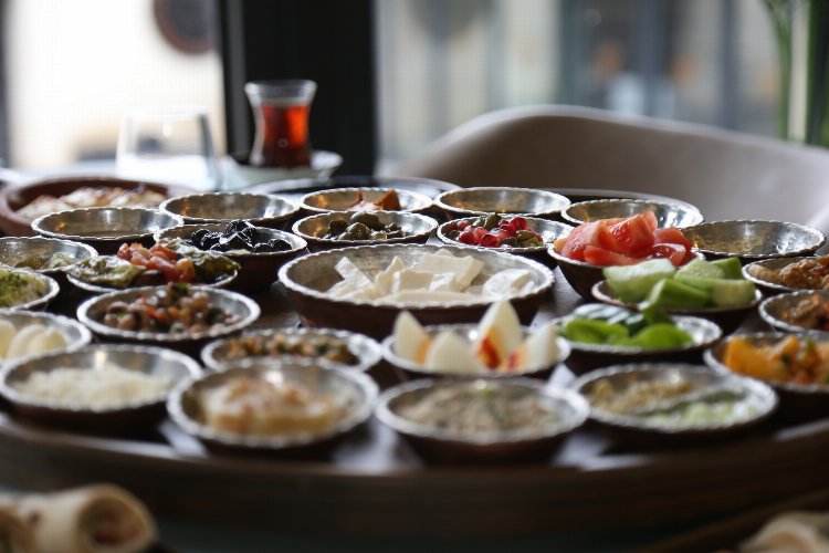 Gaziantep’in tarihi lezzetleri kahvaltı masasında