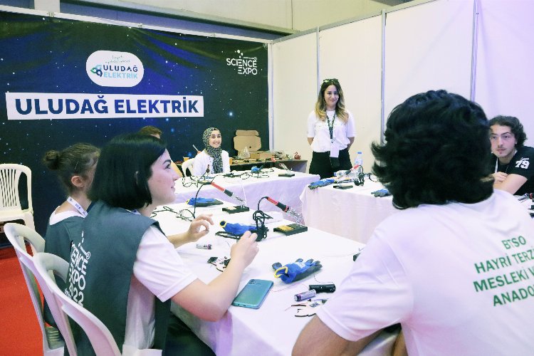 Uludağ Elektrik Bursa’dan ‘bilimsel’ pencere açtı
