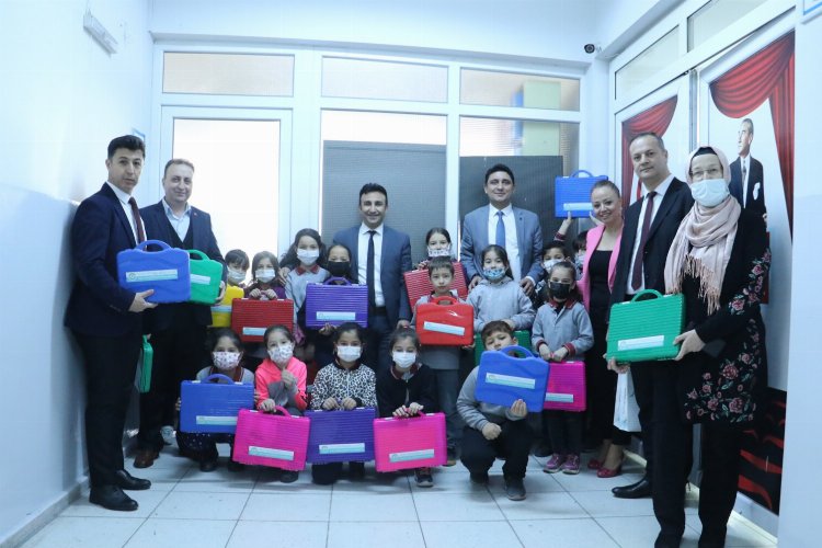 Manisa’da minik öğrencilerden ‘Su’ teşekkürü