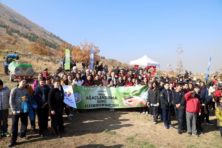 Kayseri Talas’ta yemyeşil şenlik