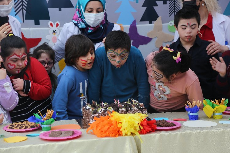 Kayseri’de engelsiz doğum günü