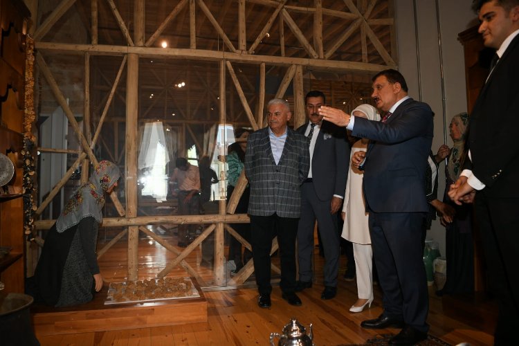 Binali Yıldırım’dan Malatya’nın belleğine ziyaret