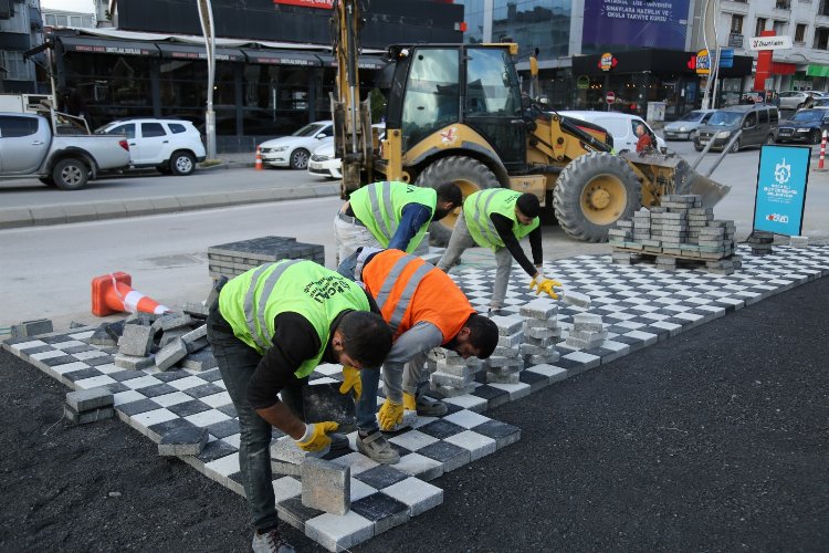 Gebze’de geniş kaldırım rahat trafik