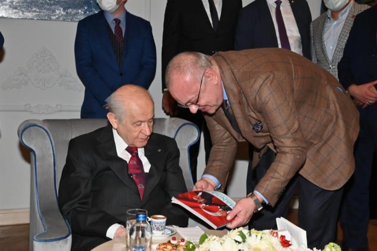 Bahçeli’ye Manisa’ya yapılan hizmetler anlatıldı