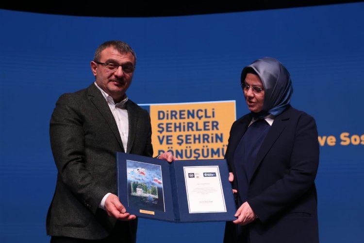 Alev Alatlı: “Türkiye şehir planında eskisi gibi Doğu’yu örnek almalı”