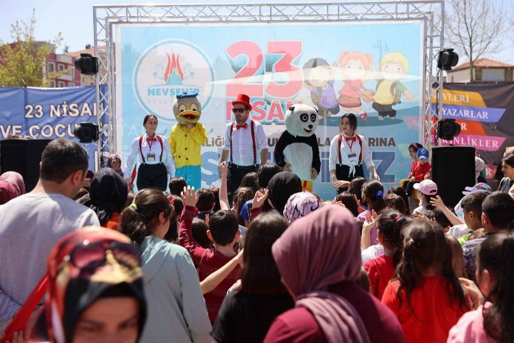 Nevşehir’de çocuklara şenlik var