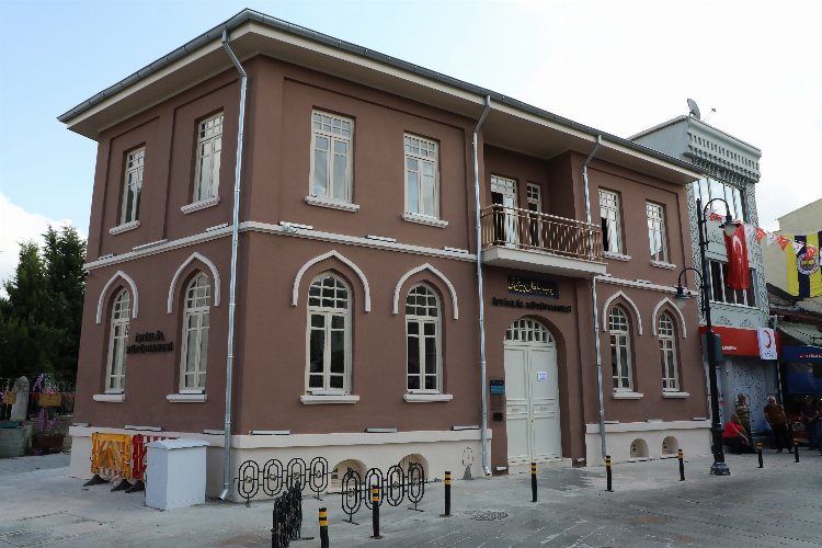 İstanbul Eyüpsultan’da tarihi karakol ‘İstiklal Kütüphanesi’ne dönüştü