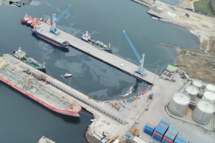 İzmit Körfezi’ni kirleten gemiye 1,5 milyon lirayı aşkın ceza!