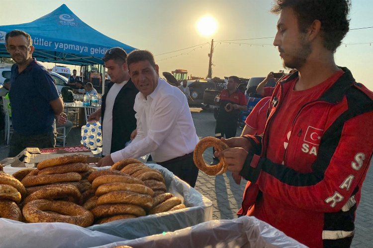 Aydınlılar Söke’deki yangın için seferber oldu