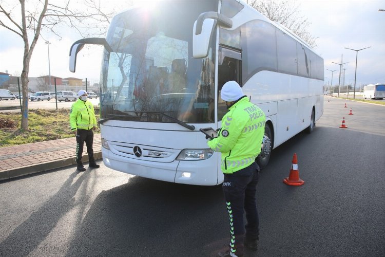 Emniyet’ten ‘şehirlerarası’ denetimlerde 123 araç men edildi