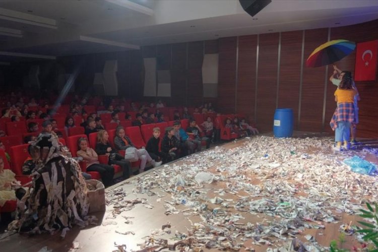 Bursa İnegöl’de ‘Çocuk Tiyatro Günleri’