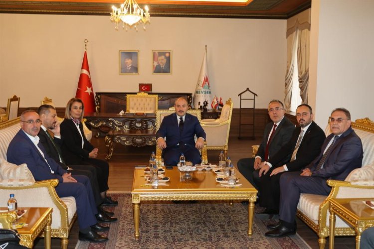 Mustafa Varank’tan Nevşehir Belediyesi’ne ziyaret