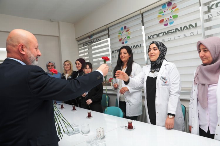 Kayseri Kocasinan’da öğretmenlere anlamlı ziyaret