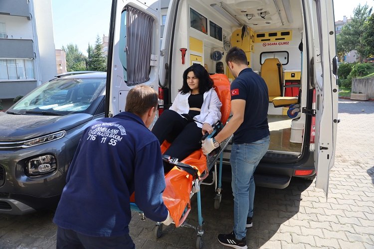 Bursa’da üniversite yolunda ilk adımı ambulansla attı