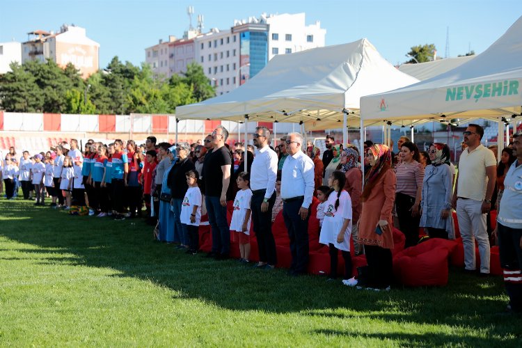 Nevşehir Belediyesi’nde yaz okulları açıldı