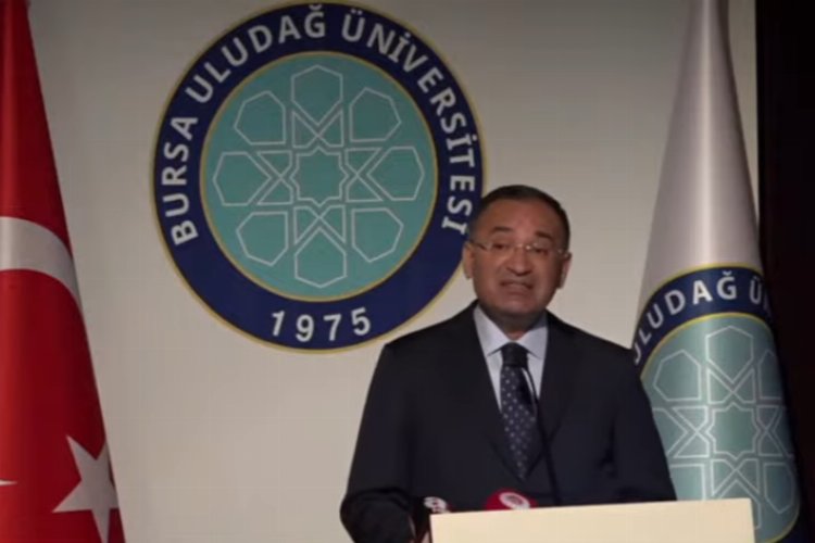 Bakan Bozdağ’dan Bursa’da ‘anayasa’ açıklaması… Yeni Türkiye’nin anahtarı yeni anayasadır