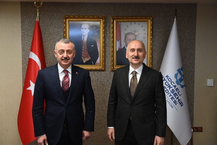 Bakan Karaismailoğlu, Kocaeli Büyükşehir’i ziyaret etti