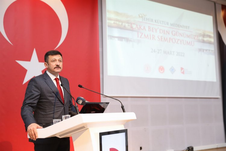 “İzmir kurtuluşun ve kuruluşun sembol şehri”